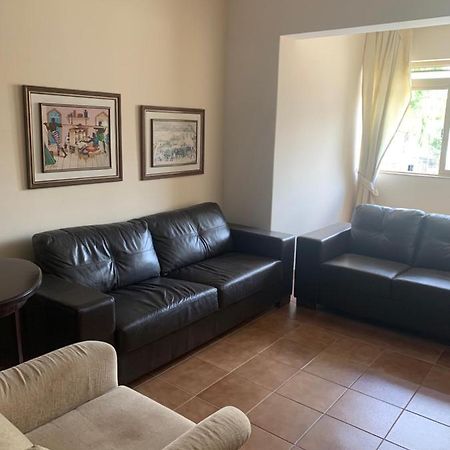 Apartamento Na Rua Principal 세라니그라 외부 사진